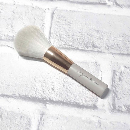 GIRLY CHIC Series/DAISO/メイクブラシを使ったクチコミ(2枚目)