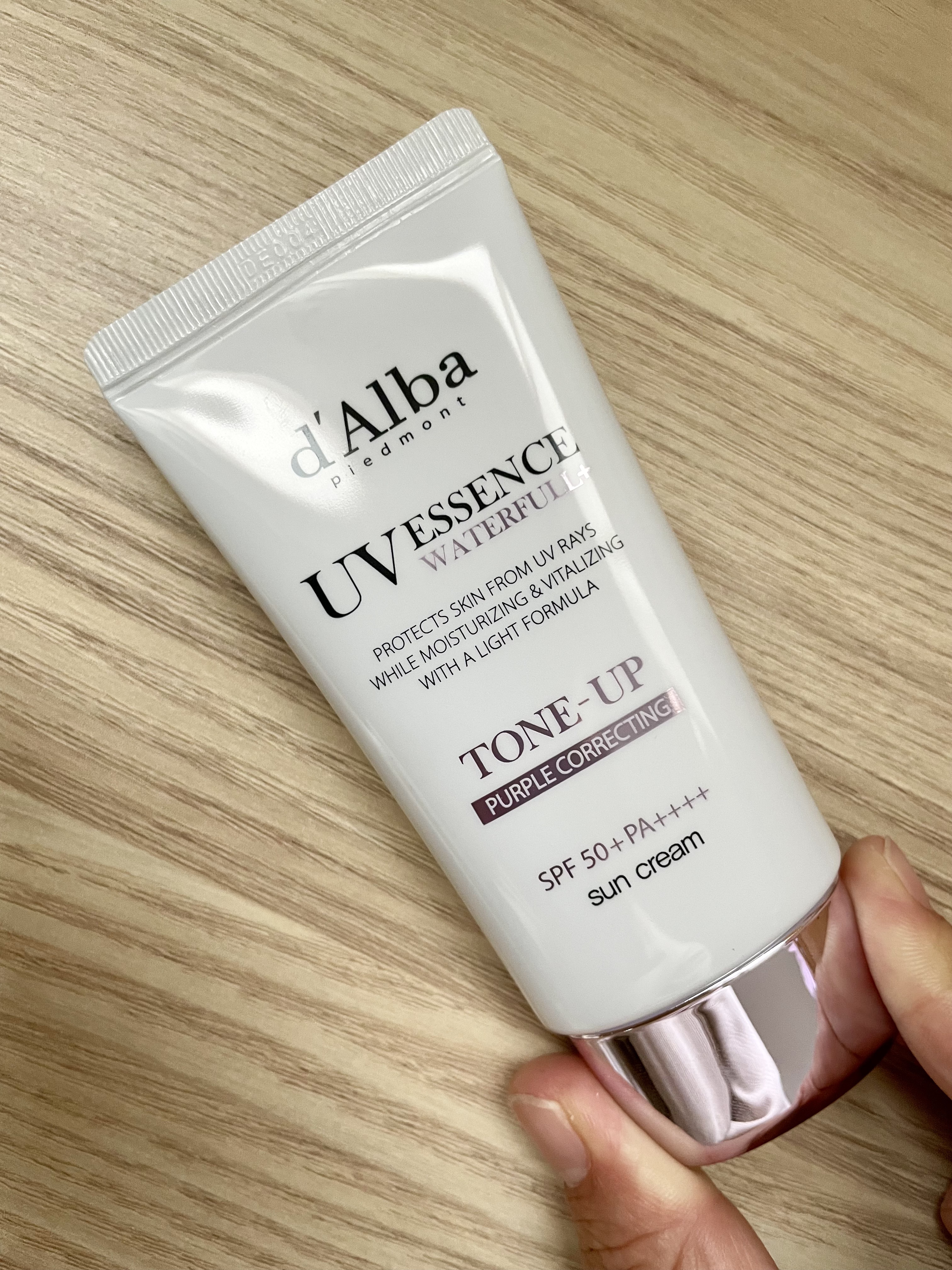 ダルバ ウォータフル トーンアップ サンクリーム(パープル)/ダルバ/日焼け止めクリームを使ったクチコミ（1枚目）