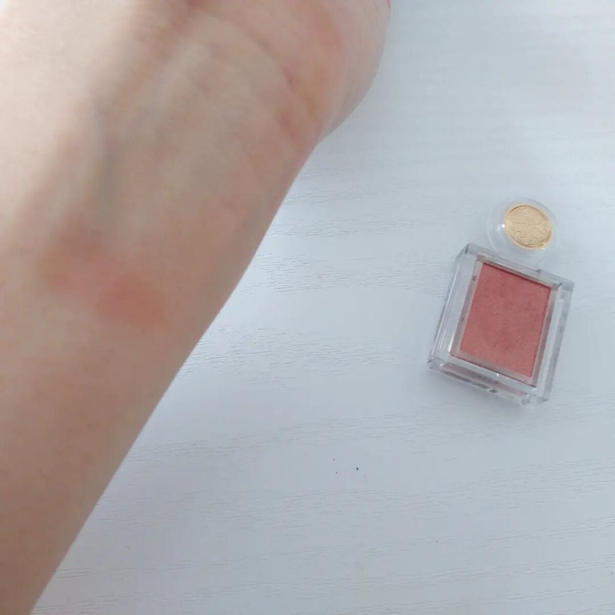 シャドーカスタマイズ/MAJOLICA MAJORCA/単色アイシャドウを使ったクチコミ(2枚目)