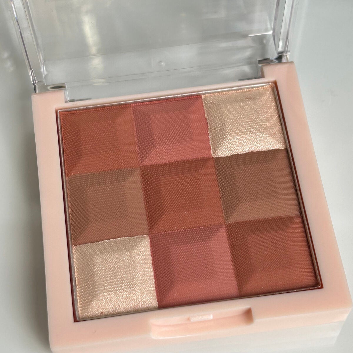 ブラッシュ&イルミネーター パレット/REVLON/パウダーチークを使ったクチコミ(2枚目)