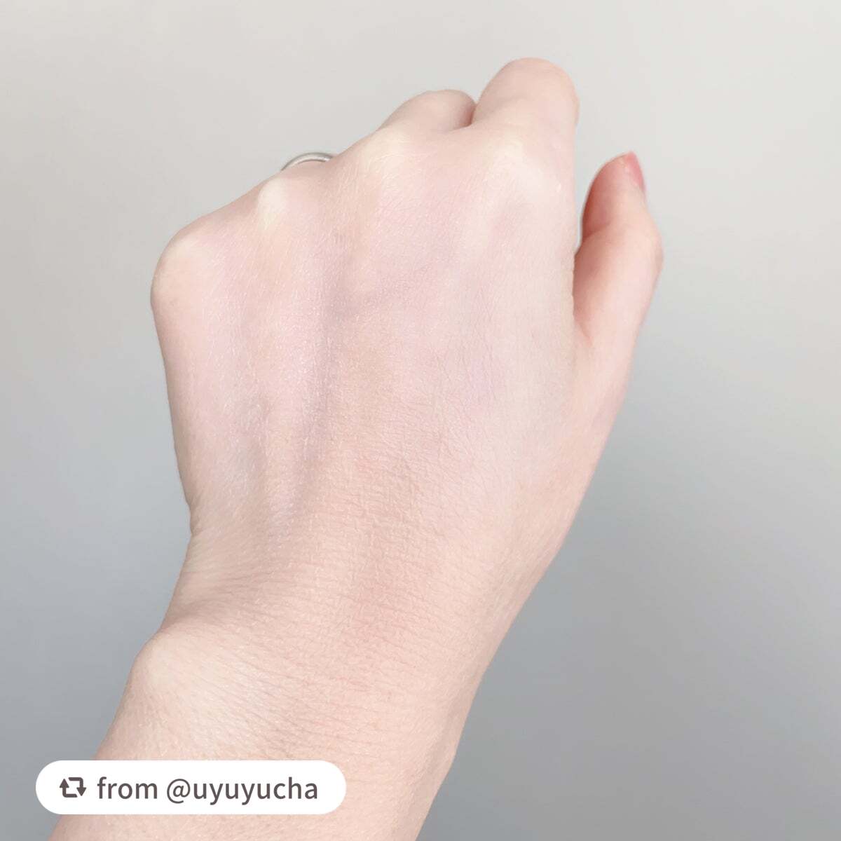 プリズム・リーブル/GIVENCHY/ルースパウダーを使ったクチコミ(4枚目)