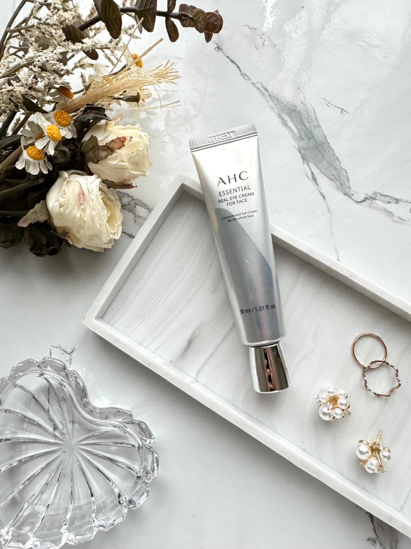 エッセンシャル リアル アイクリーム フォーフェイス/AHC/アイケア・アイクリームを使ったクチコミ(3枚目)