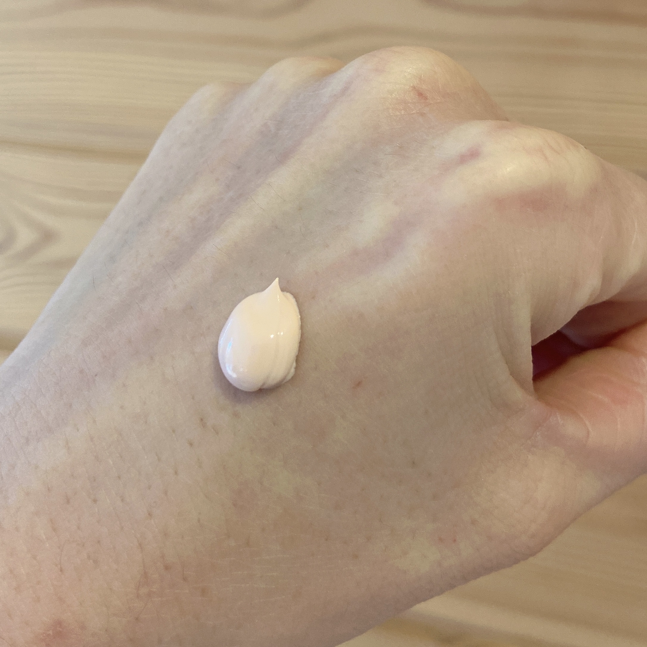 リペア＆バランス スキンケアUVベース＜トーンアップローズ＞/Repair&Balance/日焼け止めクリームを使ったクチコミ（2枚目）