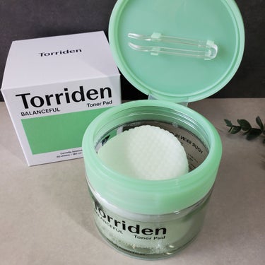Torriden (トリデン)
バランスフル トナーパッド 

エンボス仕様のトナーパッドで、
鎮静・保湿しながら角質ケアできる点が気に入りました◎ 

パッドが厚めで、
美容液がたっぷりな点も満足です。 

朝の拭き取り洗顔としても活用できると思います🌞の画像 その1