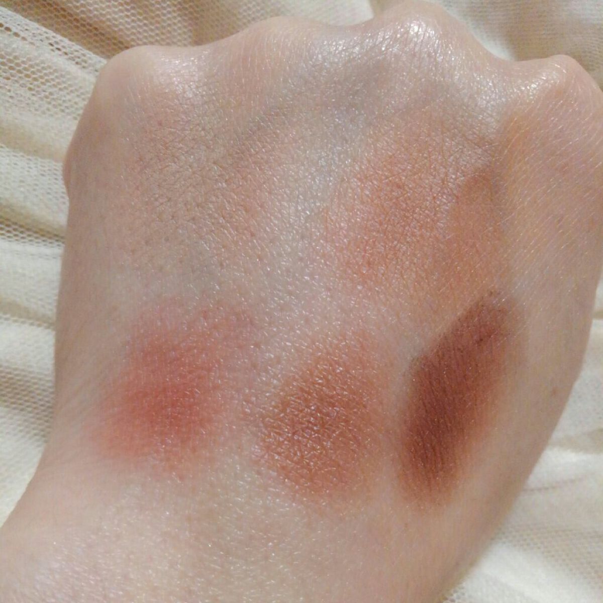 フォーカラーニュアンスアイズ/パルガントン/アイシャドウパレットを使ったクチコミ（3枚目）