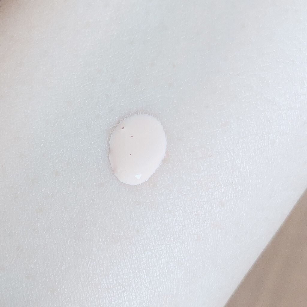 ライトフル Ｃ＋ティンティッド プライマーSPF45(PA++++)/M・A・C/化粧下地を使ったクチコミ（3枚目）