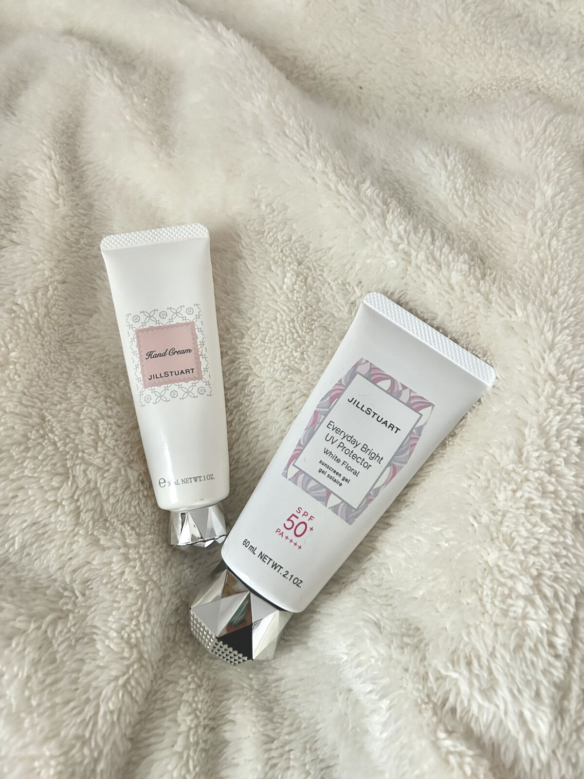 エブリデイブライト UVプロテクター ホワイトフローラル/JILL STUART/日焼け止めジェルを使ったクチコミ（1枚目）