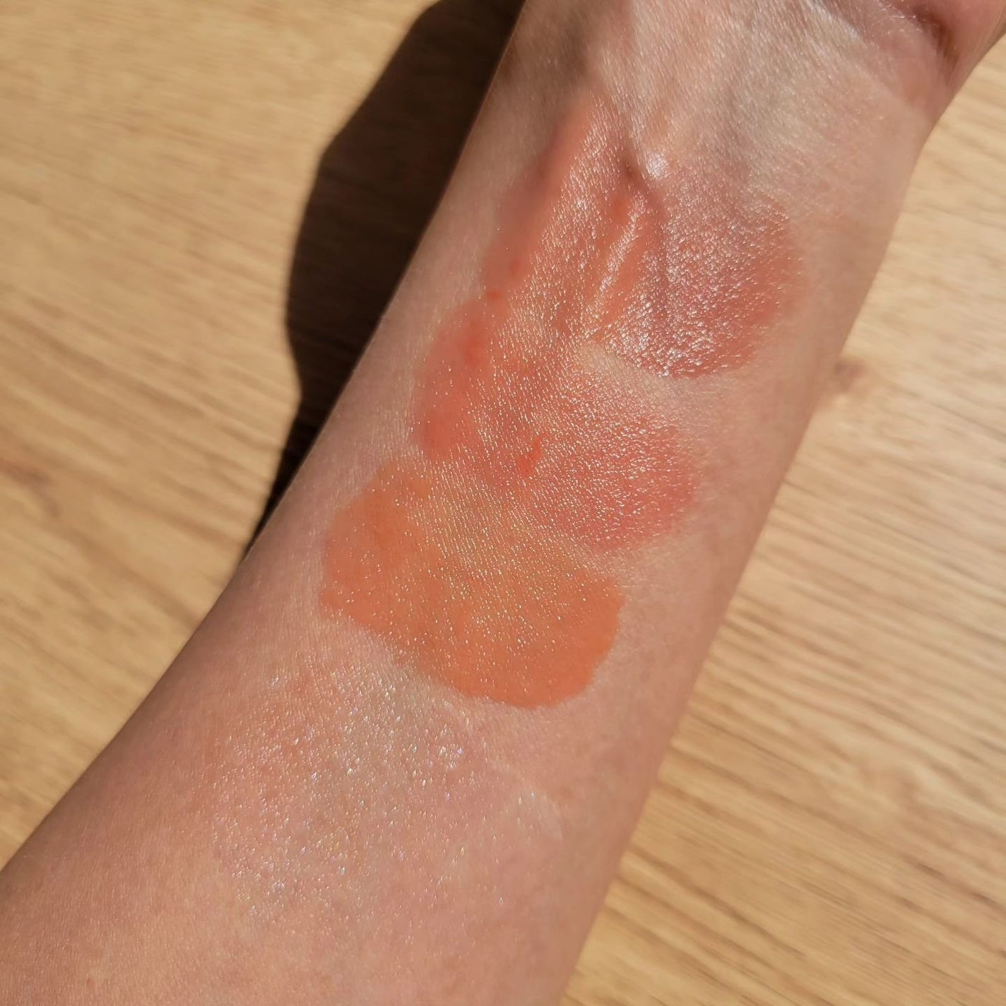 3S カラーセラム/LoNLy /リキッドチークを使ったクチコミ(4枚目)