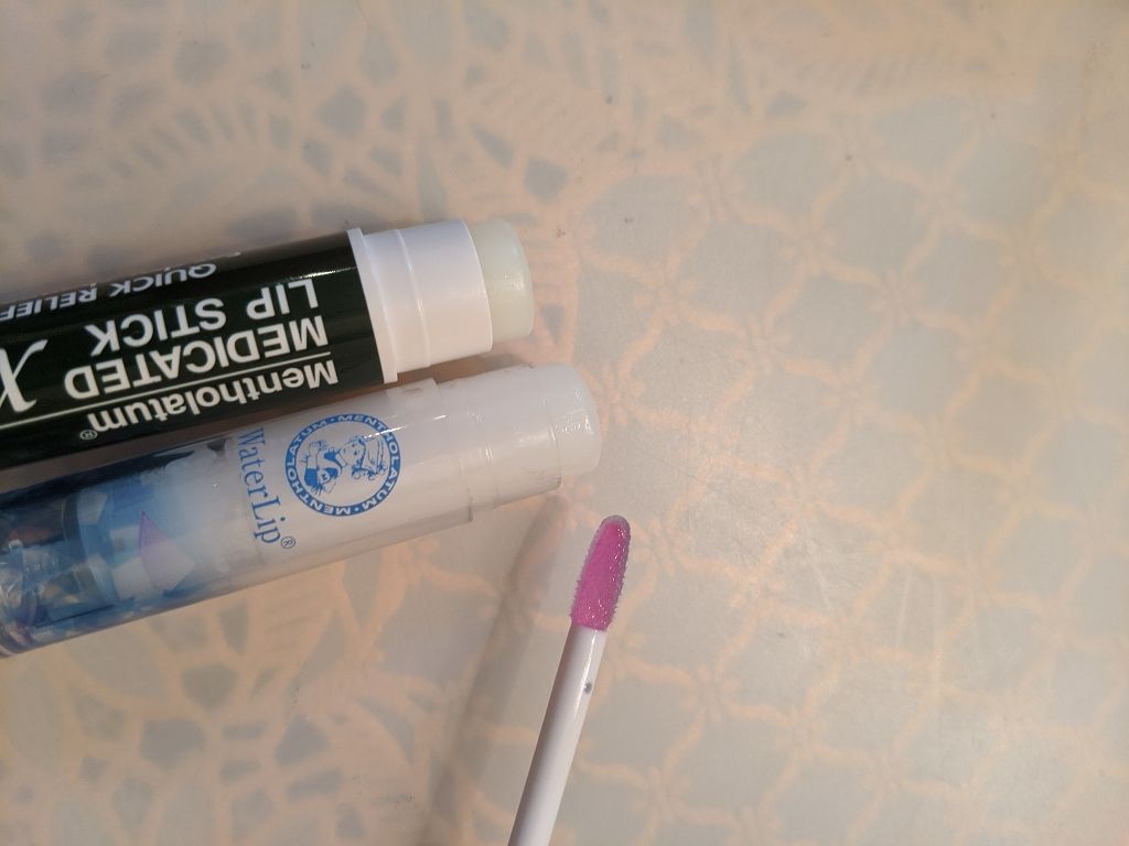 ウォーターリップ ミントメントール/メンソレータム/リップクリームを使ったクチコミ（3枚目）