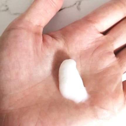 THE BEAUTY 髪のキメ美容プレミアムトリートメント<モイストリペアプレミアム>/エッセンシャル/洗い流すヘアトリートメントを使ったクチコミ(3枚目)