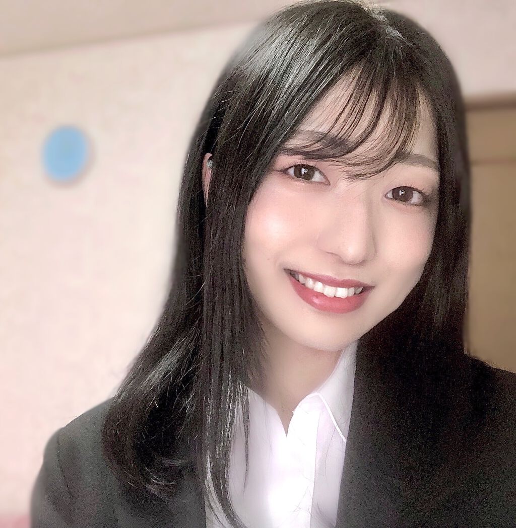 おさち*一重 on LIPS 「「スーツに合うメイクが分からない!」「入学式ってどのくらい化粧..」(2枚目)