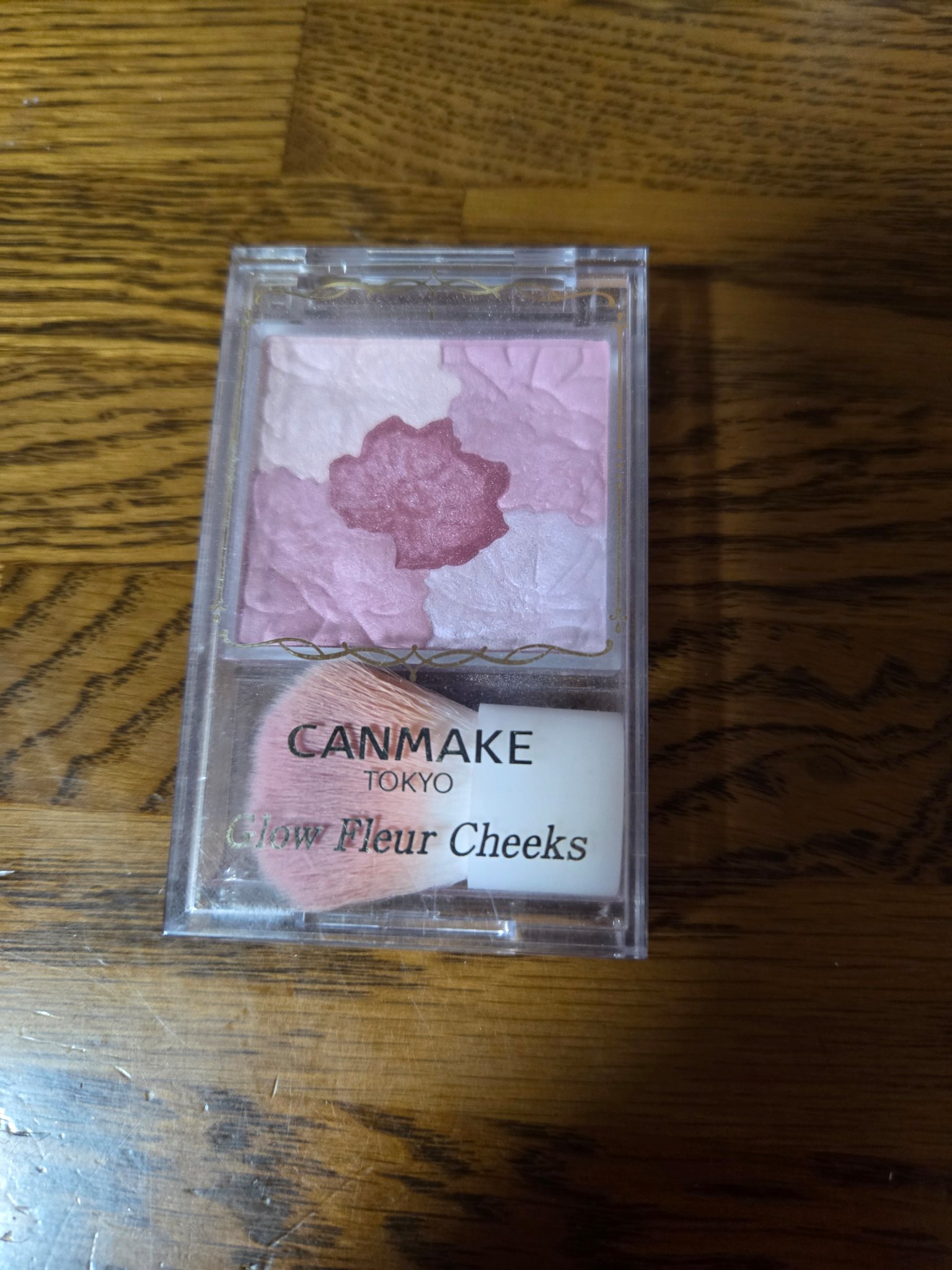グロウフルールチークス 16 ライラックフルール/キャンメイク/パウダーチークを使ったクチコミ（3枚目）
