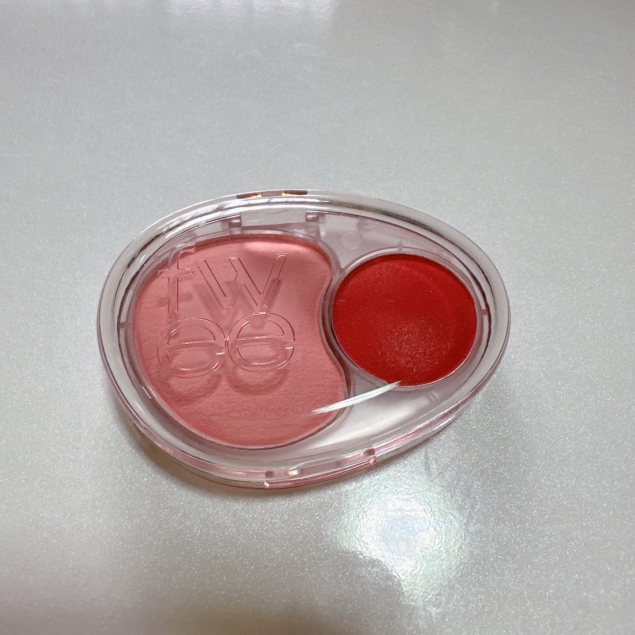 デュアルチークメロウ/fwee/ジェル・クリームチークを使ったクチコミ（2枚目）