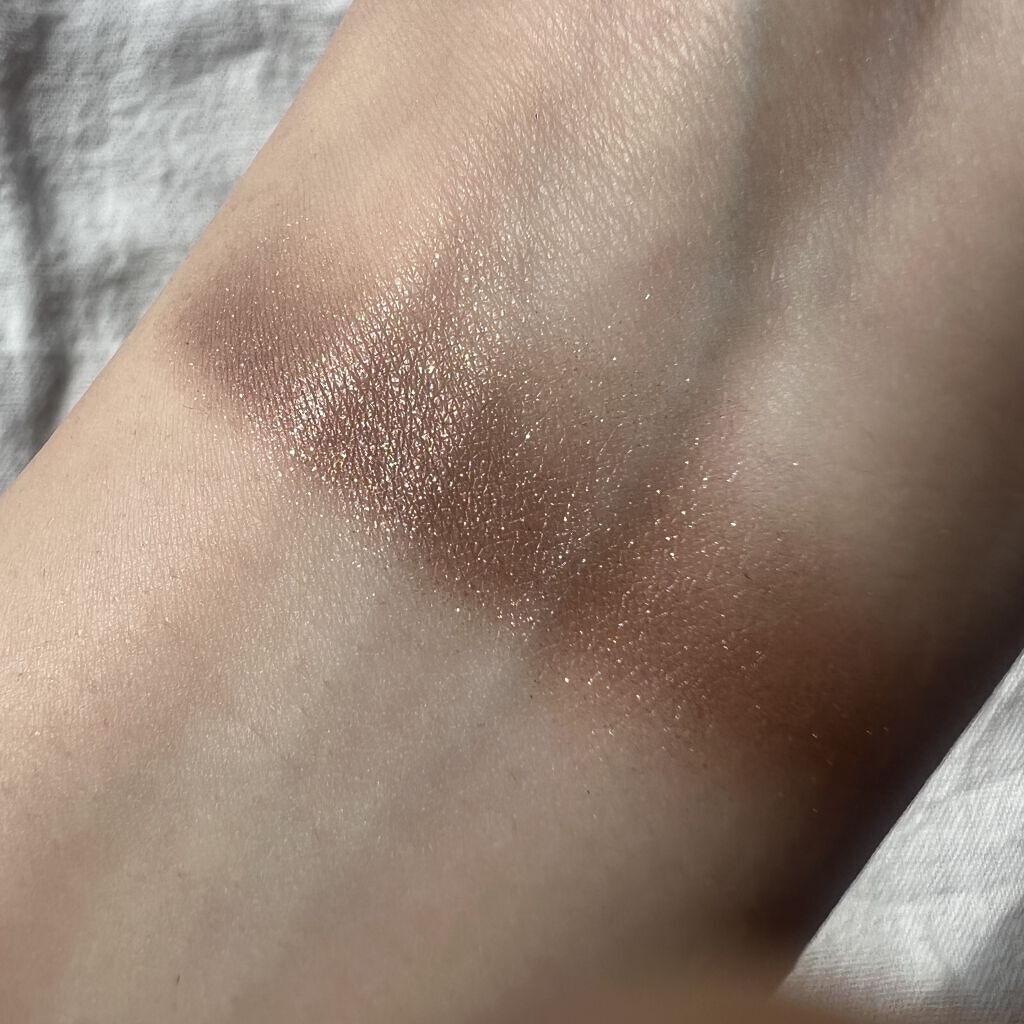 シャドーカスタマイズ/MAJOLICA MAJORCA/単色アイシャドウを使ったクチコミ（3枚目）