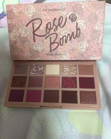 プレイカラーアイパレット ローズボム/ETUDE/アイシャドウパレットを使ったクチコミ(1枚目)
