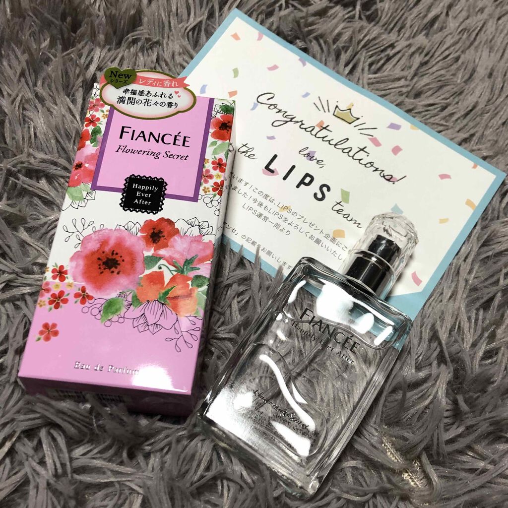 ハピリーエバーアフター オードパルファン フラワリングシークレット/フィアンセ/香水(レディース)を使ったクチコミ(1枚目)