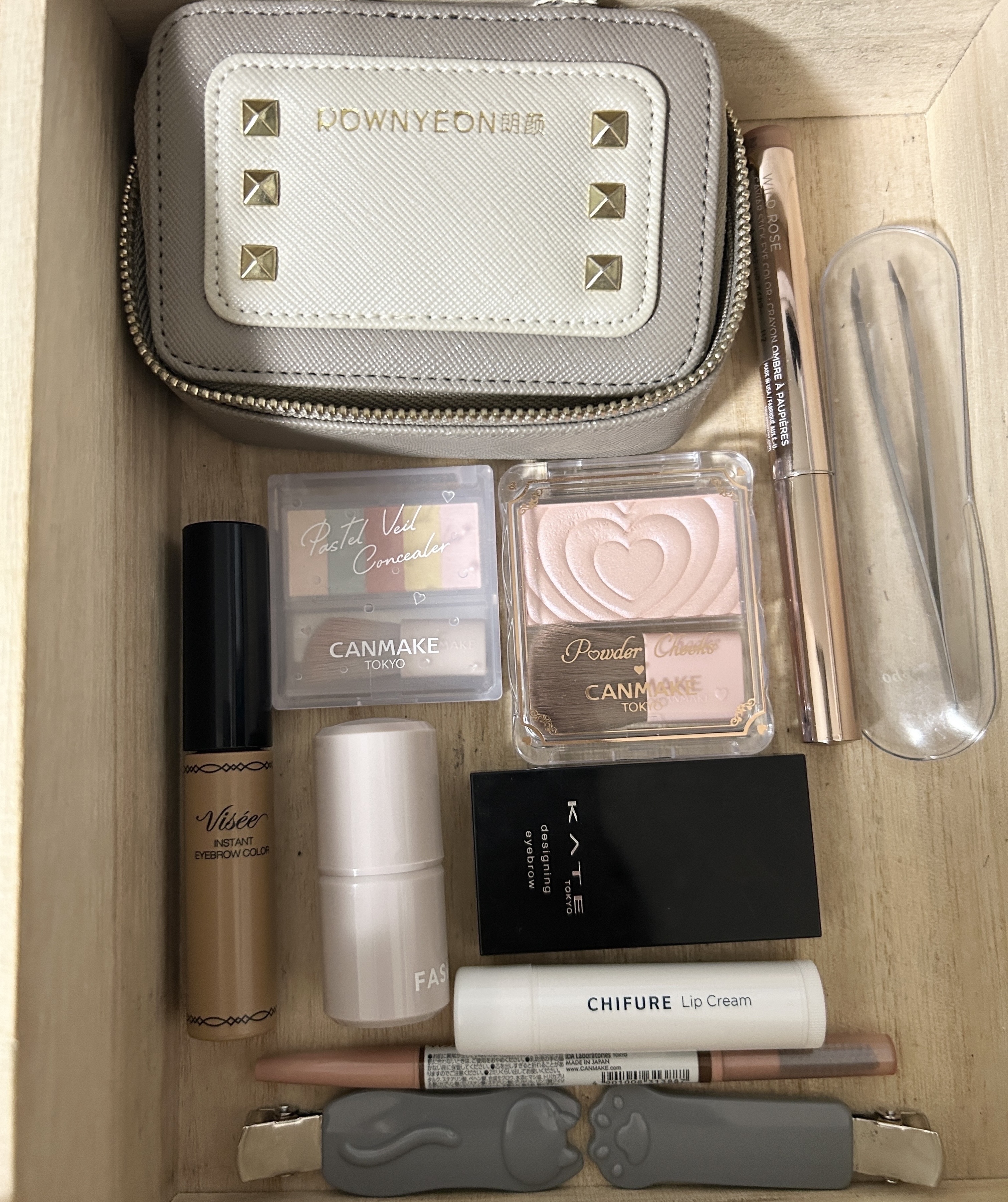 デザイニングアイブロウ3D(デュアルカラー)/KATE/パウダーアイブロウを使ったクチコミ（1枚目）