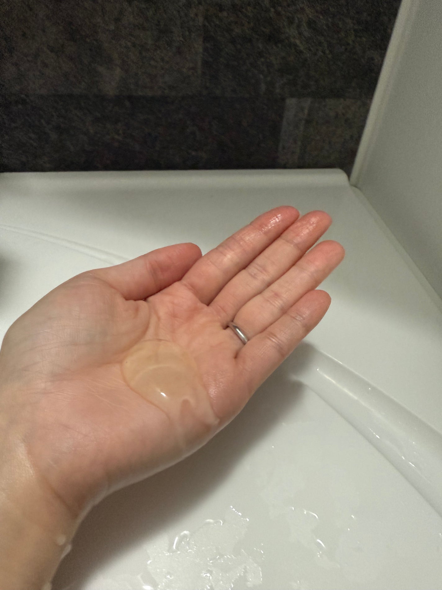 モイストアップ ジェル シャンプー/トリートメント/fuettarich (フエッタリッチ)/サロンシャンプーを使ったクチコミ(2枚目)