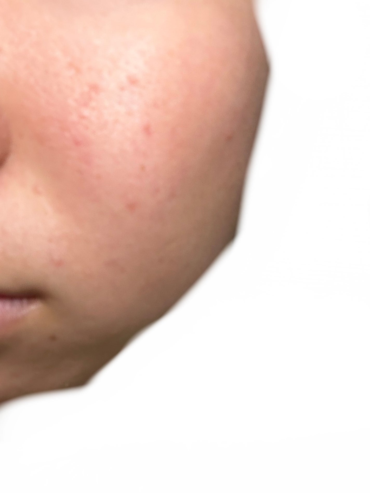 さな on LIPS 「初めまして!垢抜けたいsjkです!!綺麗な先輩がたに質問があり..」(3枚目)