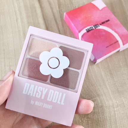 デイジードール アイカラー パレット/DAISY DOLL by MARY QUANT/アイシャドウパレットを使ったクチコミ(4枚目)