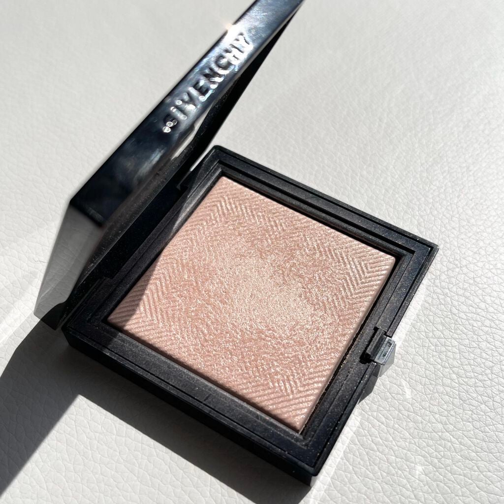 タン・クチュール・シマー・パウダー/GIVENCHY/プレストパウダーを使ったクチコミ(1枚目)