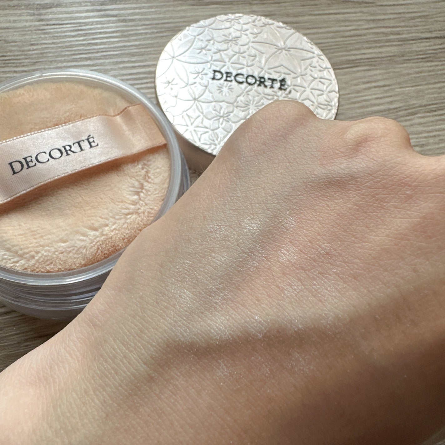 フェイスパウダー/DECORTÉ/ルースパウダーを使ったクチコミ(4枚目)