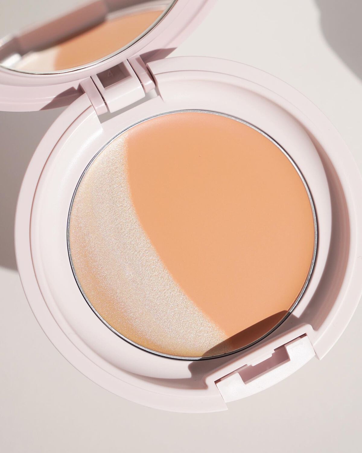 ルミナスルナパクト/キャンメイク/ファンデーションを使ったクチコミ(6枚目)