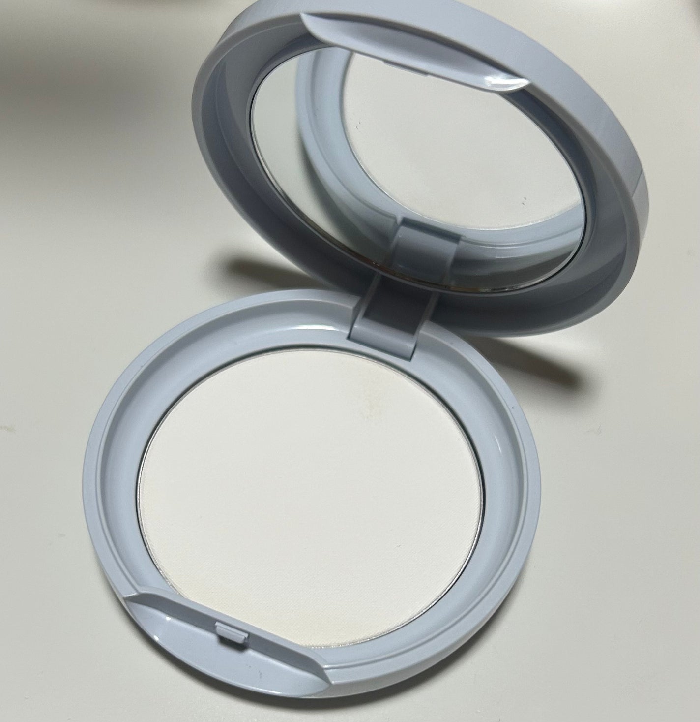 リシェ スキンケアパウダー クール/Visée/プレストパウダーを使ったクチコミ(2枚目)