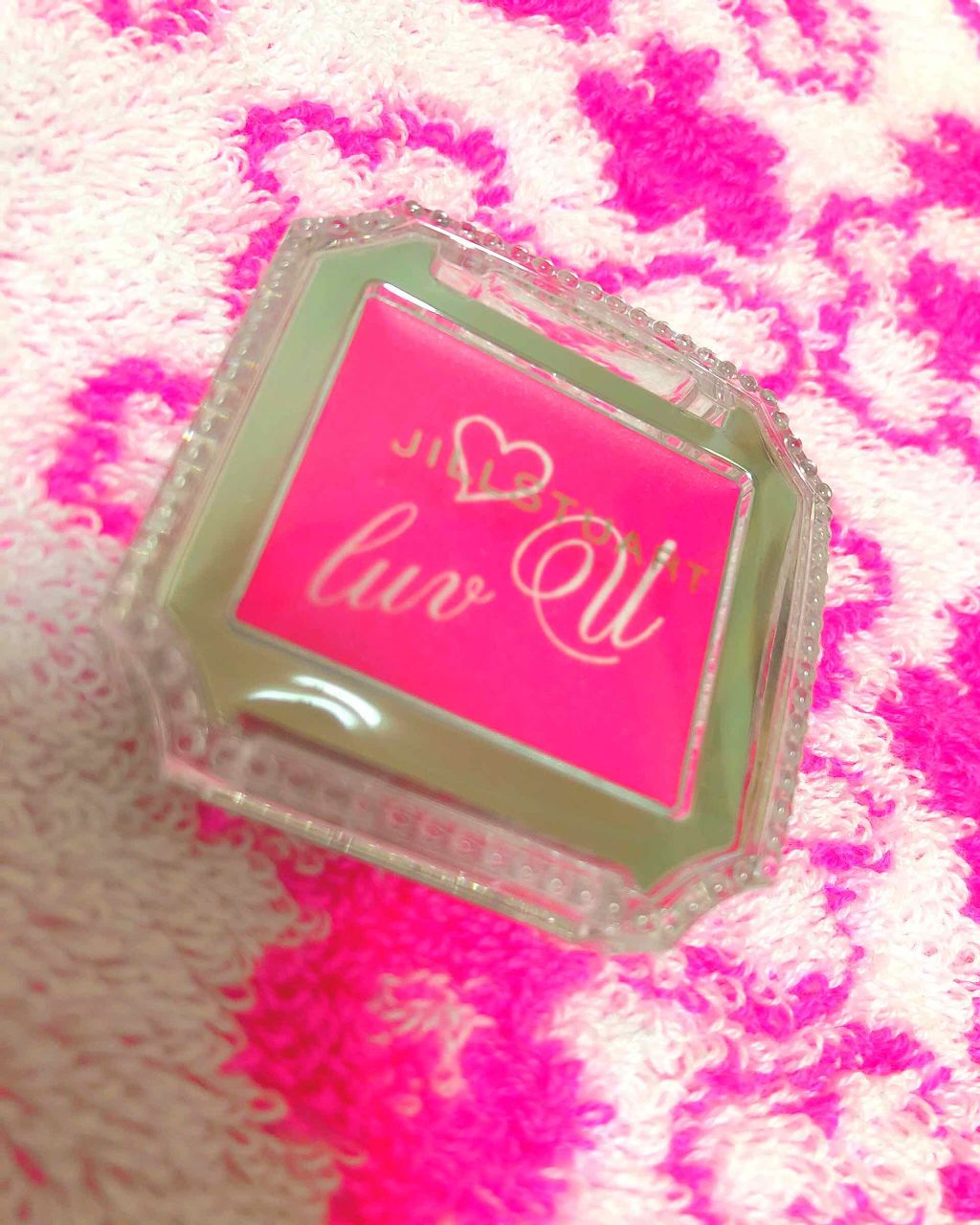 アイコニックルック アイシャドウ/JILL STUART/単色アイシャドウを使ったクチコミ(1枚目)