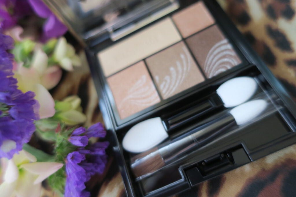 ドラマティックスタイリングアイズ/マキアージュ/アイシャドウパレットを使ったクチコミ(2枚目)