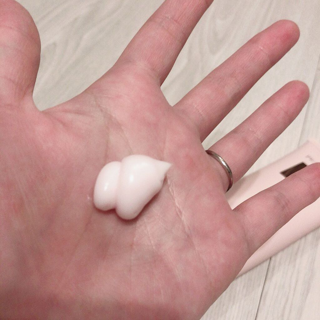 ボムバストクリーム　リッチ/PEACH JOHN/バスト・ヒップケアを使ったクチコミ（2枚目）