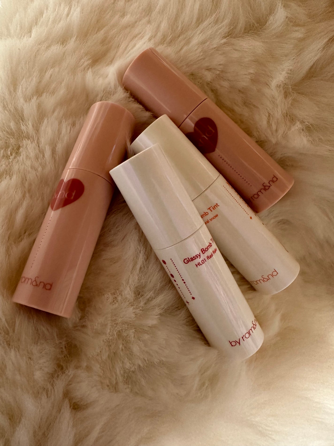 アンドバイロムアンド グラッシーボムティント/&nd by rom&nd/リップティントを使ったクチコミ(5枚目)