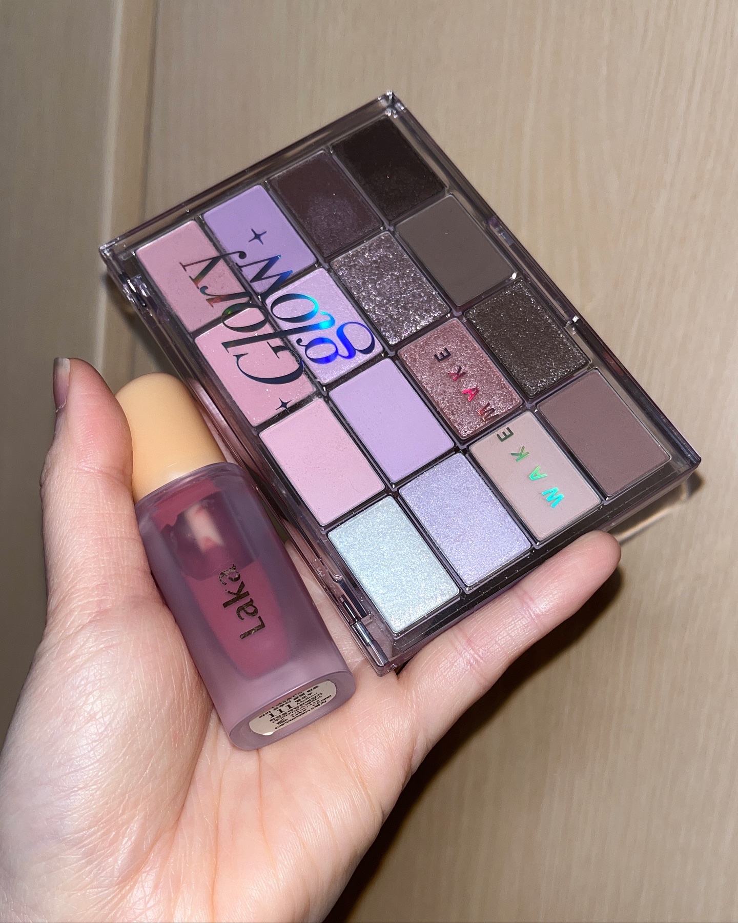 ソフトブラーリングアイパレット/wakemake/アイシャドウパレットを使ったクチコミ（2枚目）