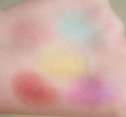 シャドーカスタマイズ/MAJOLICA MAJORCA/単色アイシャドウを使ったクチコミ(2枚目)