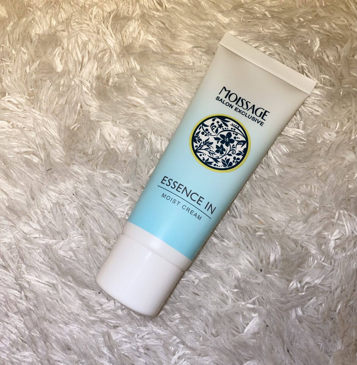 エッセンスイン モイストクリーム/モイサージュ/ボディクリームを使ったクチコミ（1枚目）