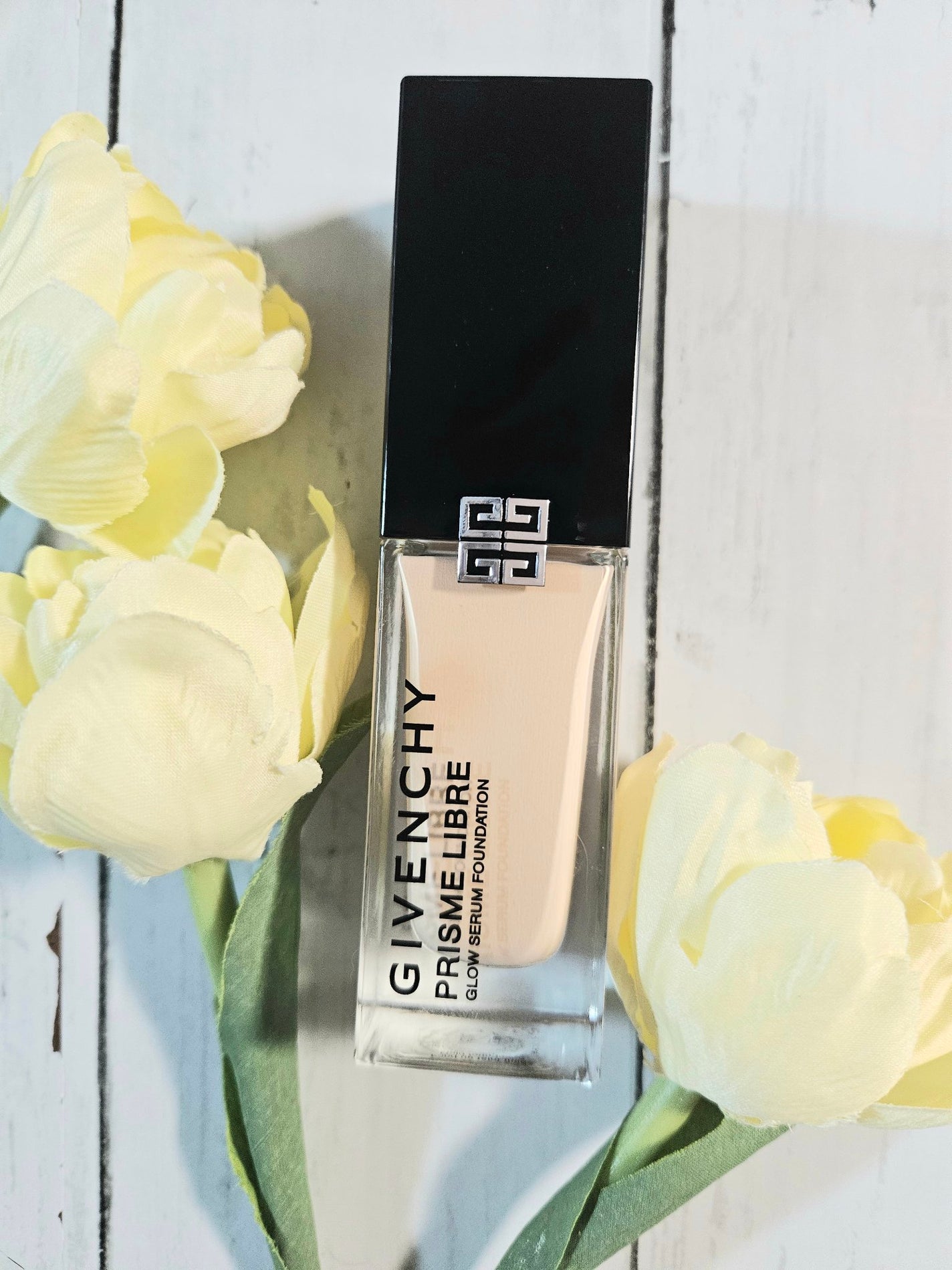 プリズム・リーブル・グロウ・セラム・ ファンデーション/GIVENCHY/リキッドファンデーションを使ったクチコミ(2枚目)