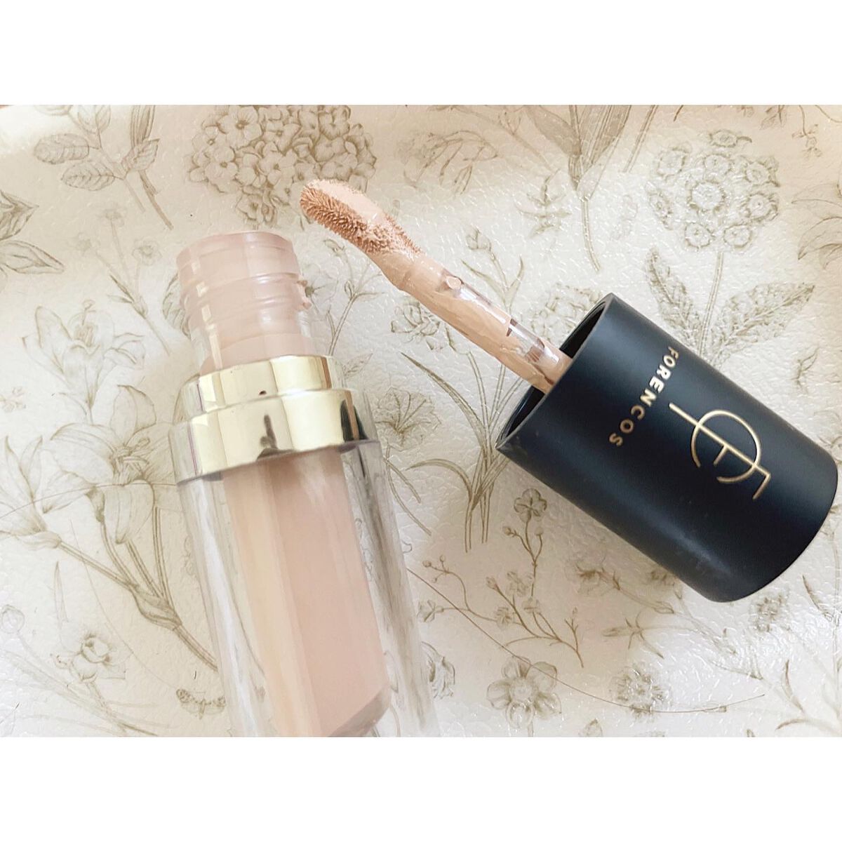 タトゥーウォータープルーフスカーコンシーラー/フォレンコス/リキッドコンシーラーを使ったクチコミ(2枚目)