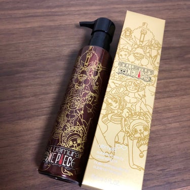 shu uemura クレンジングが素晴らしい…！
洗顔無しですべすべのお肌になれると聞いていたshu uemuraさんのクレンジング、誕生日プレゼントでいただきました！！♡
(私がワンピース好きなので