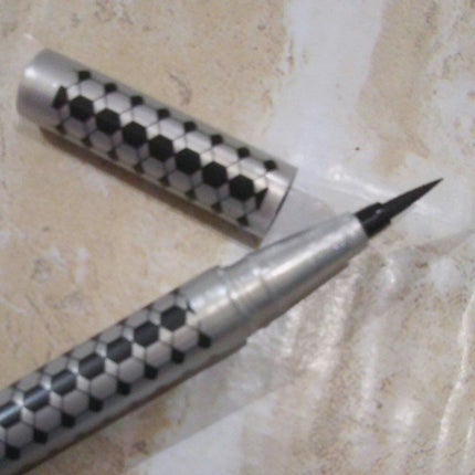 ニブ リクイドアイライナー BK1/ATSUSHI NAKASHIMA Cosme/リキッドアイライナーを使ったクチコミ(4枚目)