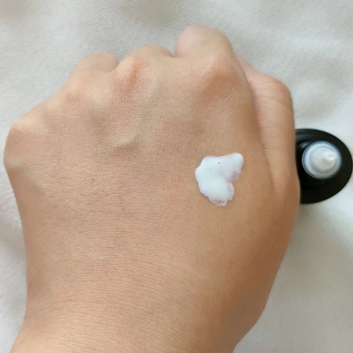 スキンプロテクトベース＜皮脂くずれ防止＞ 超オイリー肌用/プリマヴィスタ/化粧下地を使ったクチコミ（3枚目）