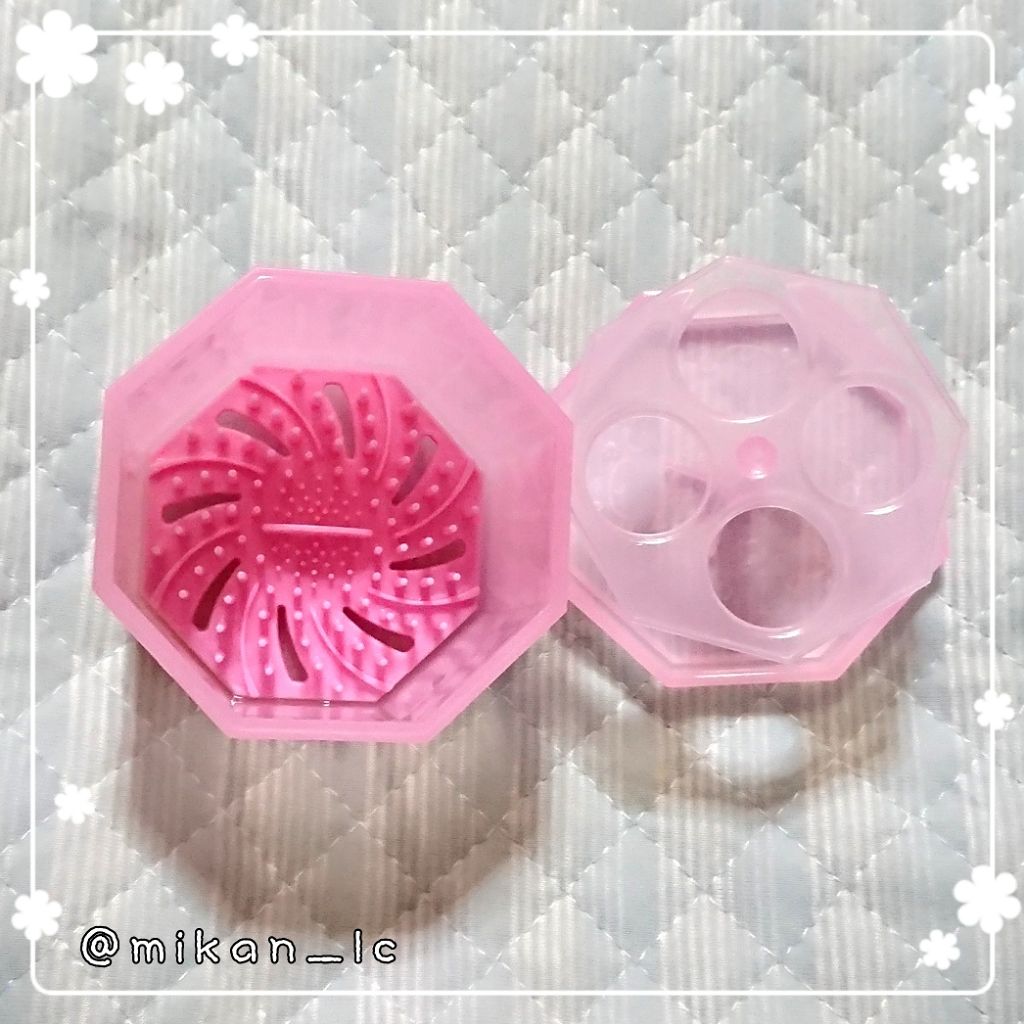 メイクブラシ専用クリーナー/DAISO/その他化粧小物を使ったクチコミ（2枚目）