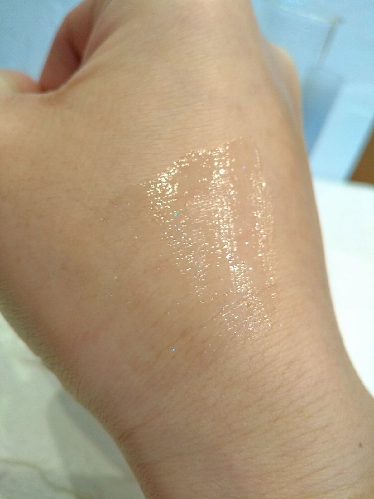 ウォータリーグロウリップ/CEZANNE/リップグロスを使ったクチコミ（3枚目）