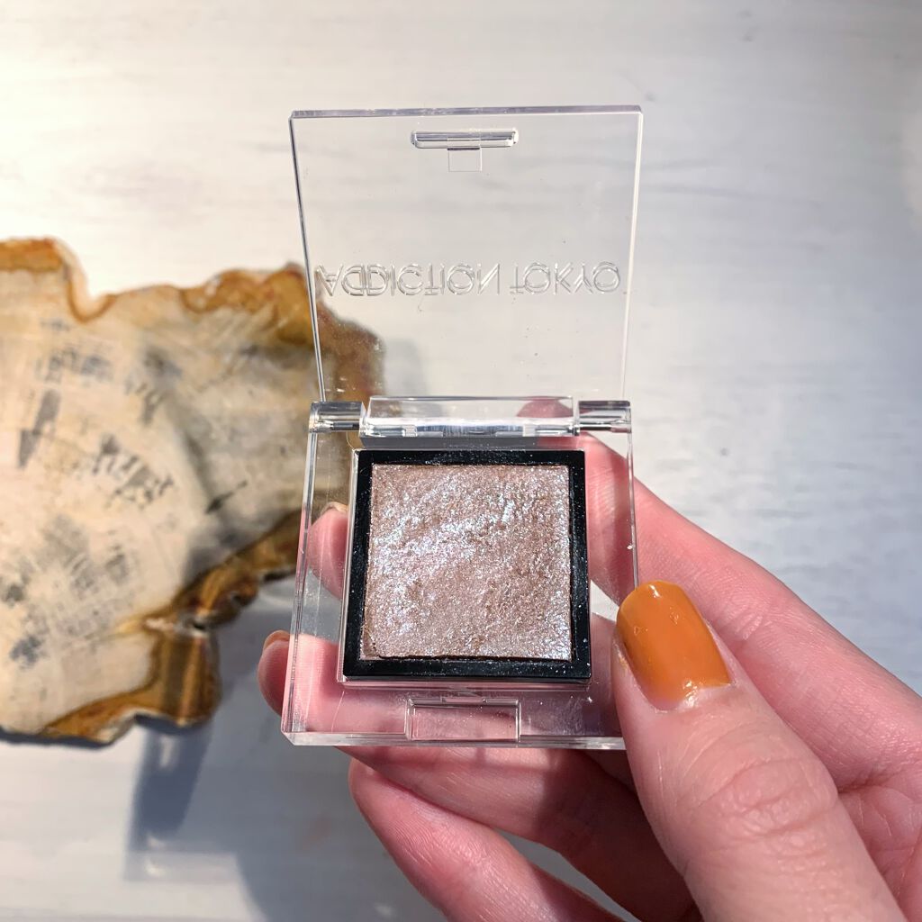 アディクション ザ アイシャドウ スパークル/ADDICTION/単色アイシャドウを使ったクチコミ（2枚目）