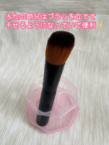 DAISO メイクブラシクリーナーのクチコミ「ダイソー メイクブラシクリーナー
✼••┈┈••✼••┈┈••✼••┈┈••✼••┈┈••✼
.....」（3枚目）