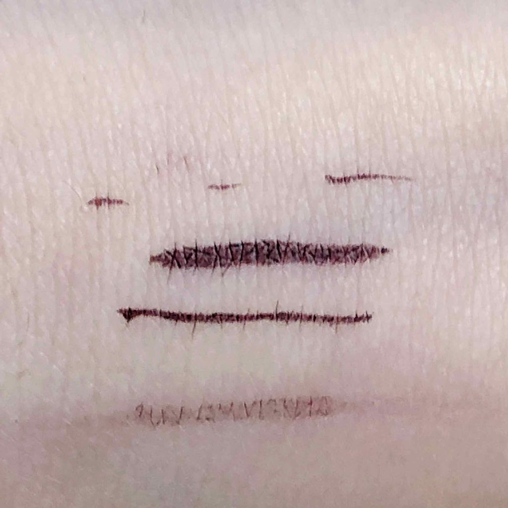 極細 アイライナーR/CEZANNE/リキッドアイライナーを使ったクチコミ（2枚目）