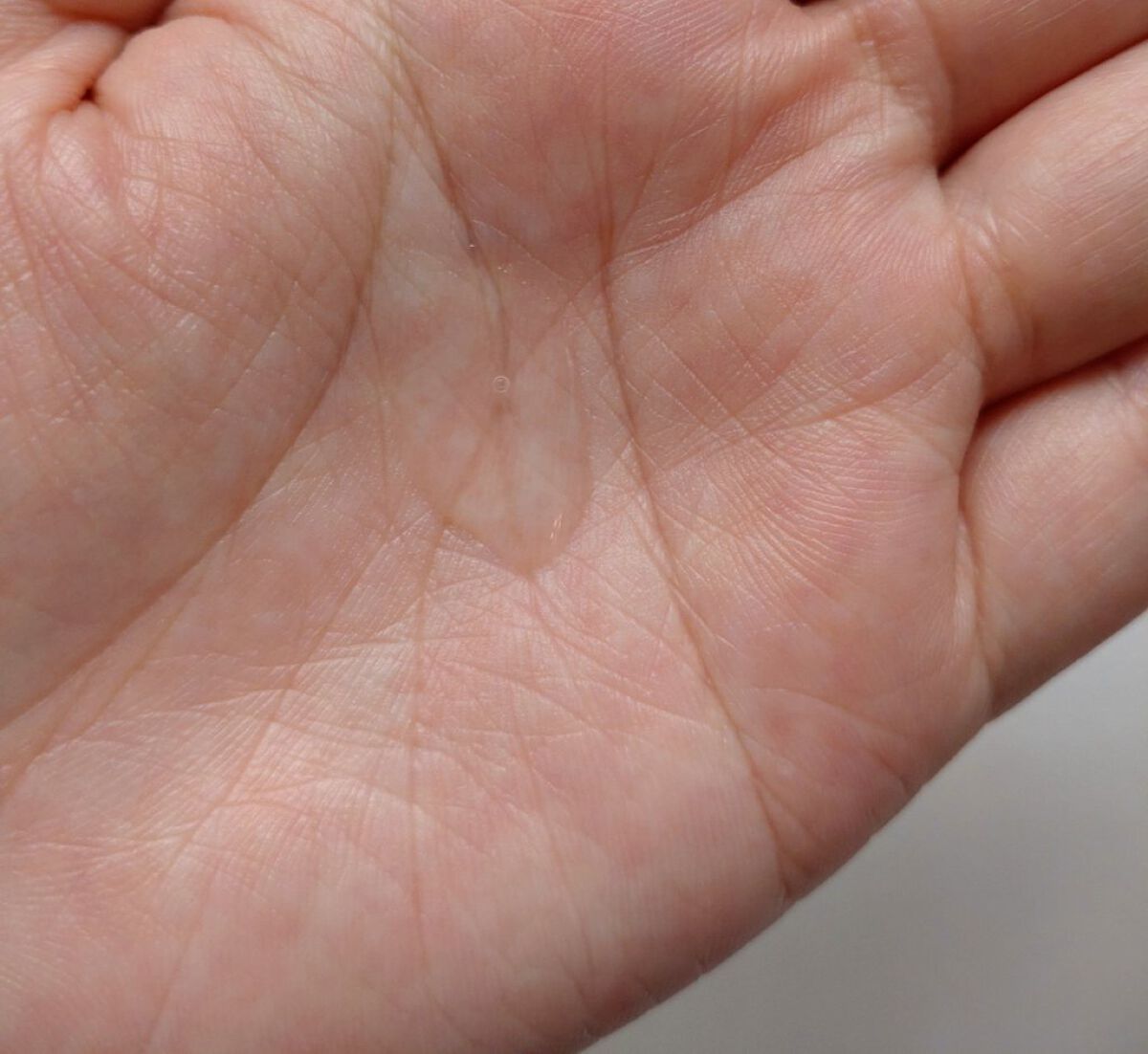 アフターグロウドロップ/DEW/化粧水を使ったクチコミ（2枚目）