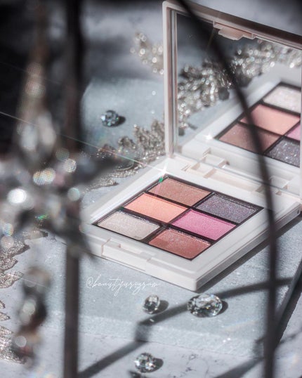 ミネラルクラッシィシャドー2022CF/エトヴォス/アイシャドウパレットを使ったクチコミ(1枚目)