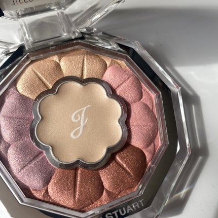 ジルスチュアート ブルームクチュール アイズ 04 sunlit ranunculus /JILL STUART/アイシャドウパレットを使ったクチコミ(2枚目)