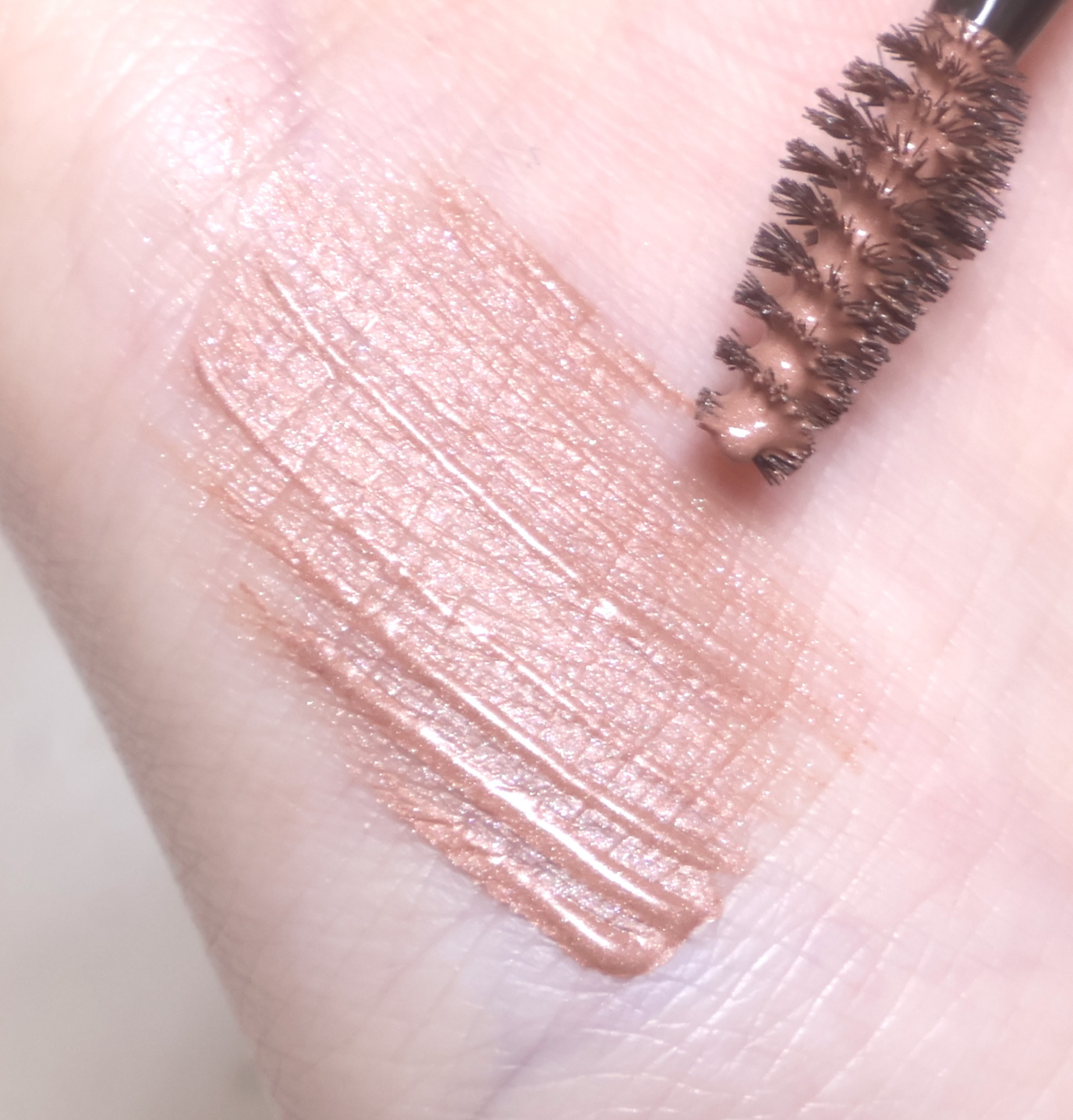 ヴィセ リシェ インスタント アイブロウ カラー BR-6  ホワイトピンク(限定)/Visée/眉マスカラを使ったクチコミ（2枚目）