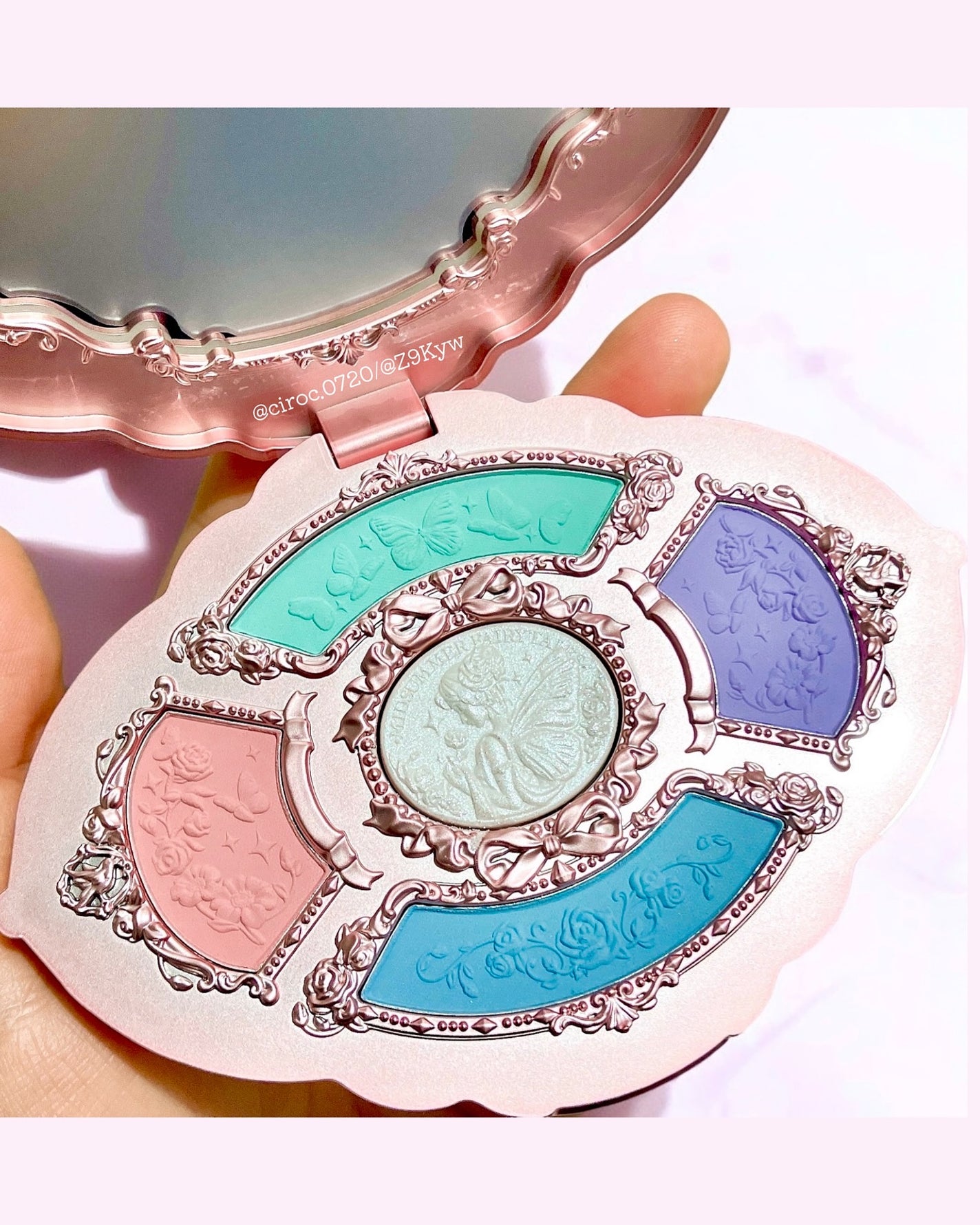 ミッドサマーフェアリーテイルズコレクション 5色アイシャドウパレット/FlowerKnows/アイシャドウパレットを使ったクチコミ(3枚目)